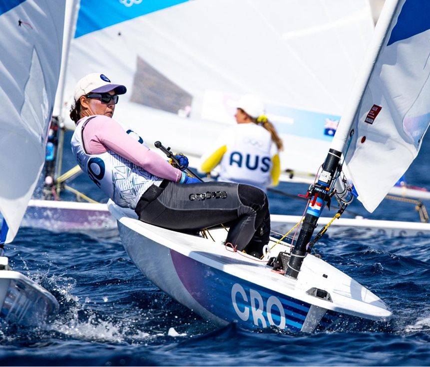 Elena Vorobeva sailing